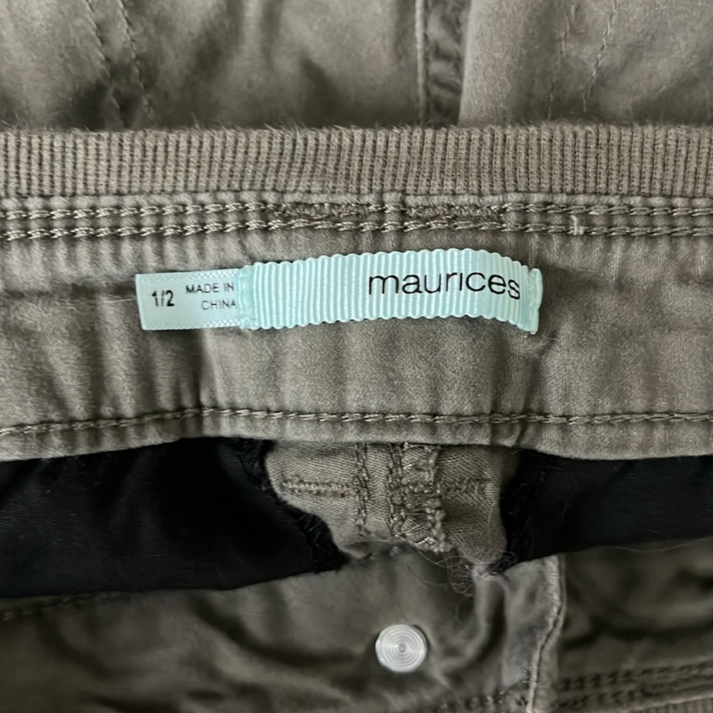 Maurices Cargo Capri Pants - Picture 6 of 8